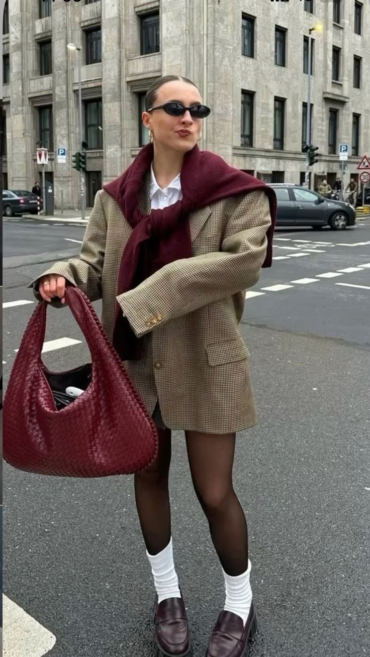 Aurelia tecida maxi