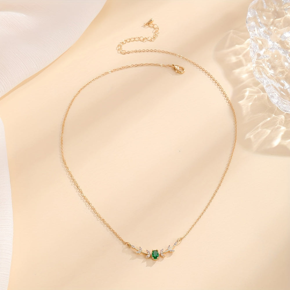 Leaf Inlaid Zirconia Necklace — image 1
