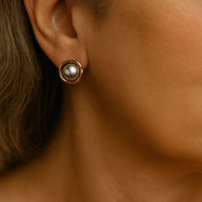 Elegant Black Pearl Earrings — image 2