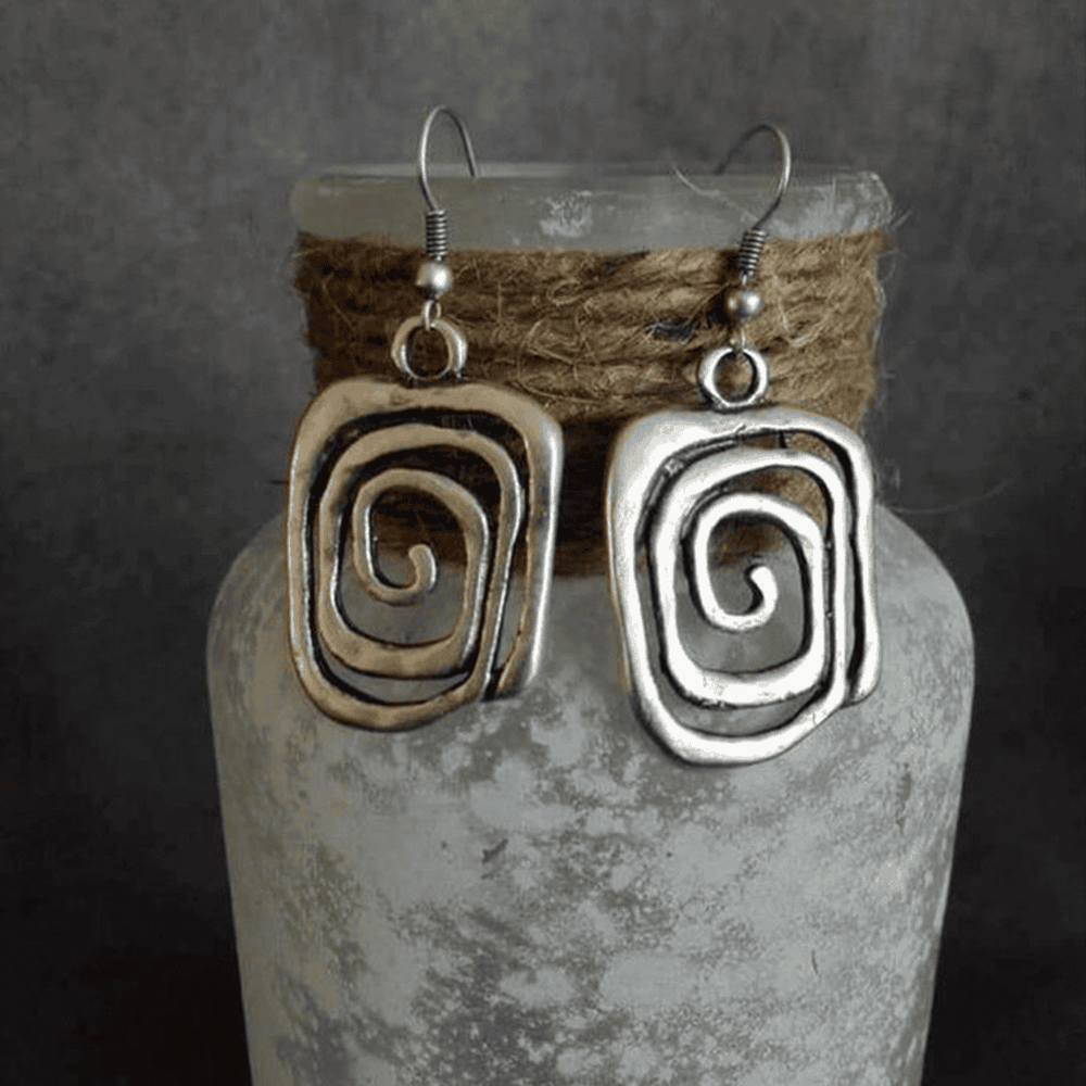 Vintage Spiral Silver Earrings — image 1