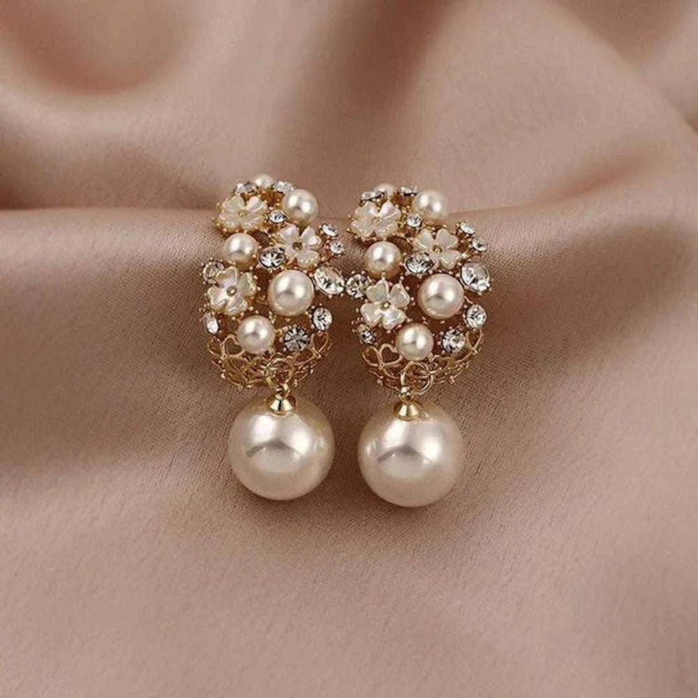 Elegant Flower Pearl Earrings — image 1