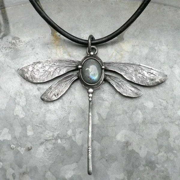 Vintage Dragonfly Necklace — image 1