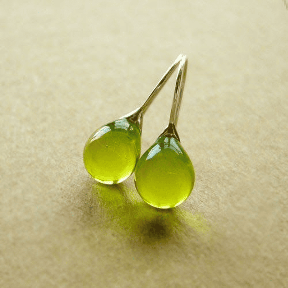 Vintage Olive Drops Crystal Earrings — image 1