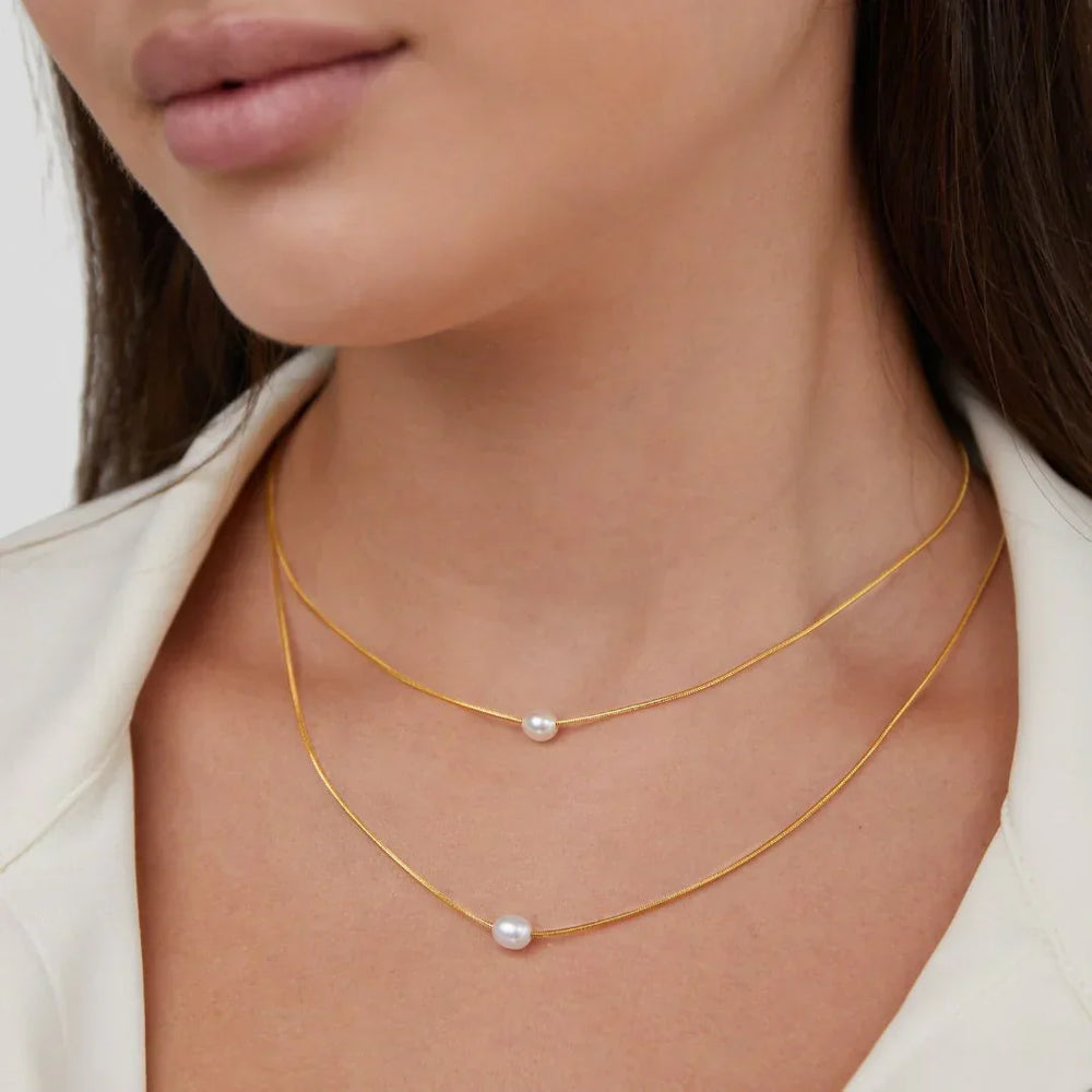 Sophisticated Layered Pearl Necklace — image 3