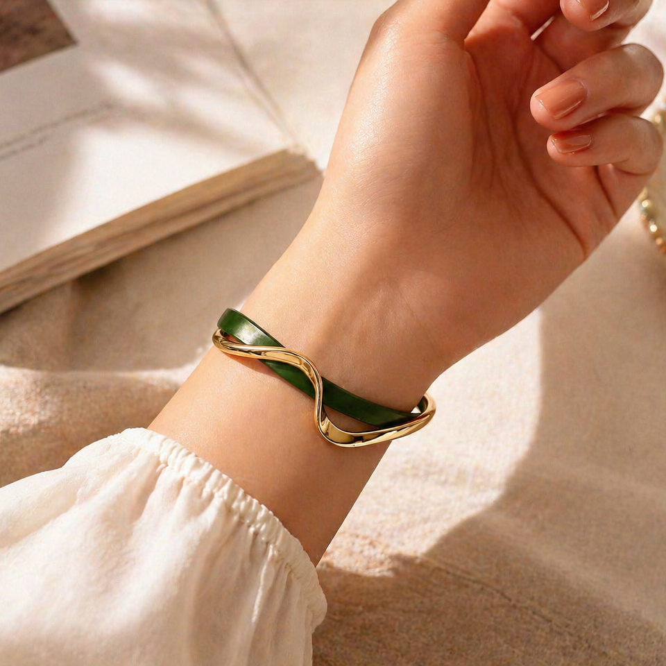 Emerald Green Wave Bracelet — image 2