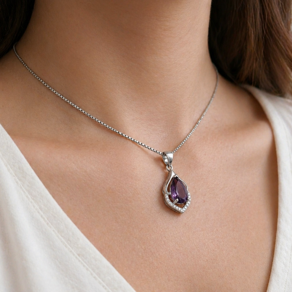 Selvara Crescent Drop White Gold Necklace — image 2