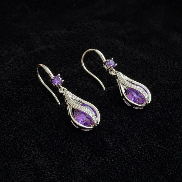 Calithra Lumen Twist White Gold Earrings — image 1