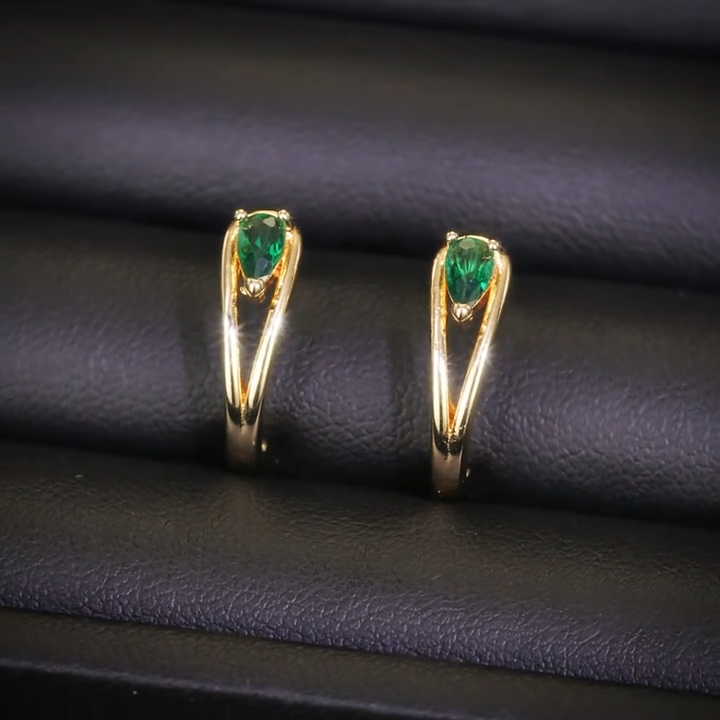Amara Lavigne Emerald Earrings — image 2