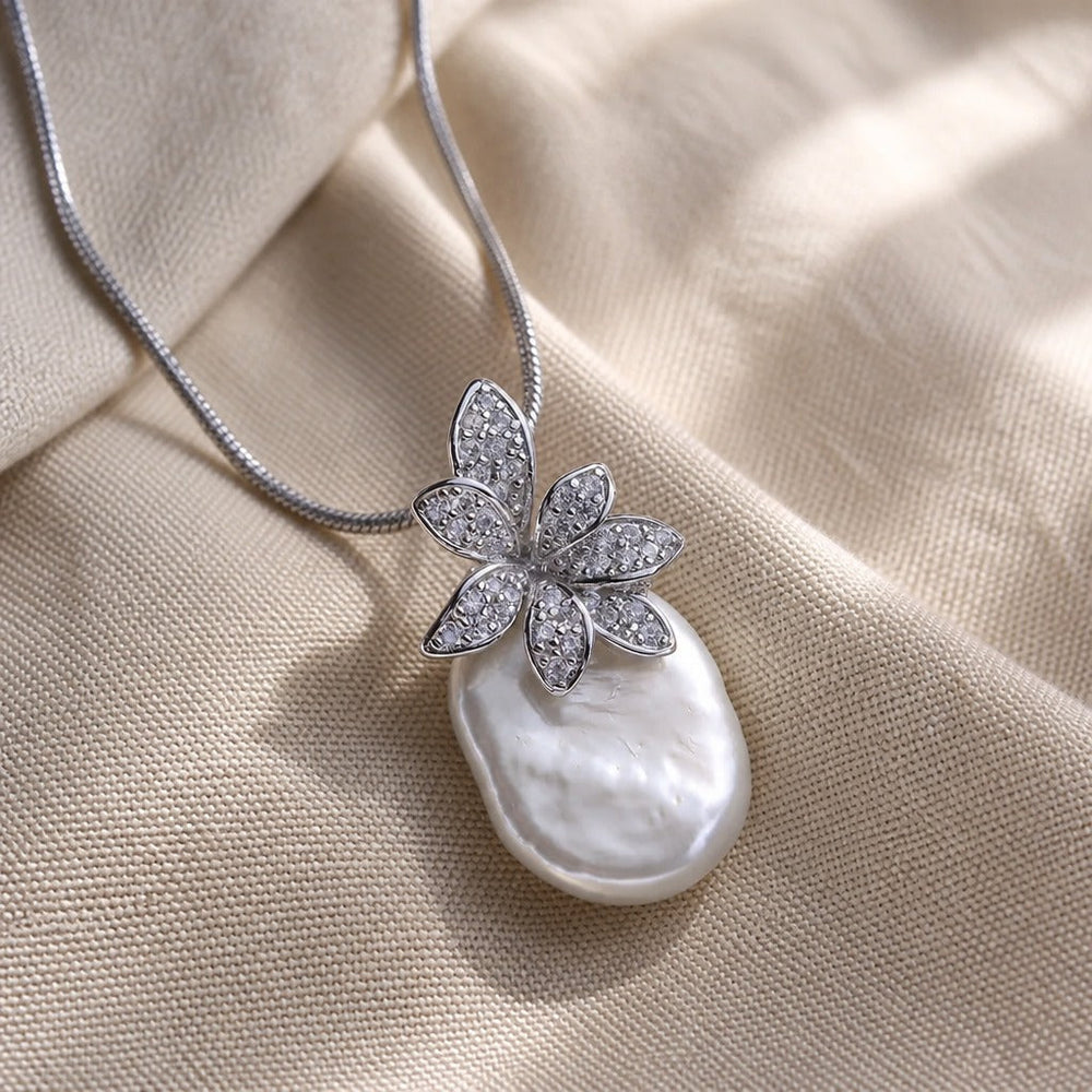 Pearl Edge Pendant Necklace — image 1