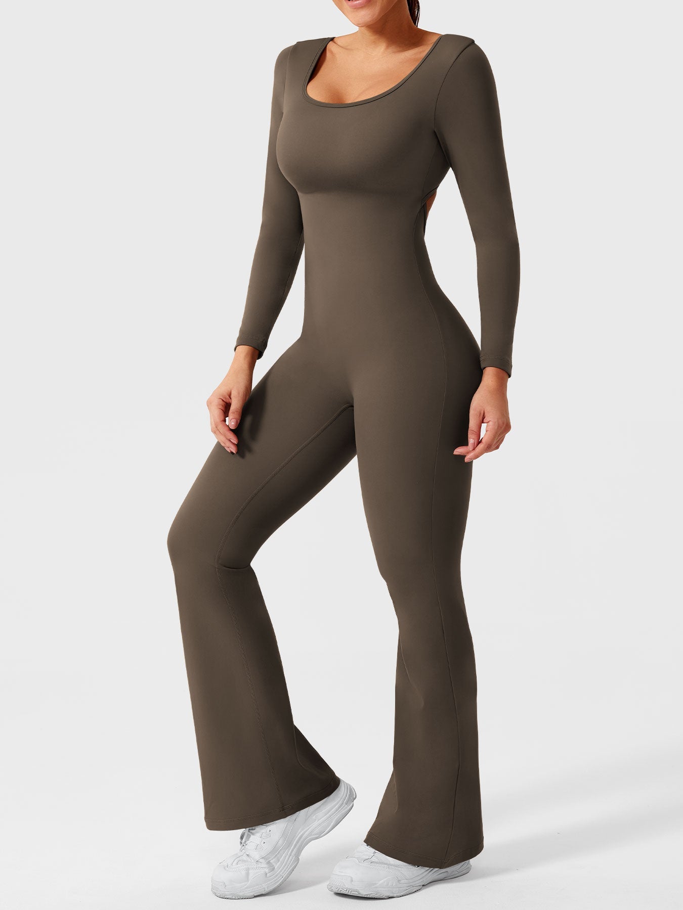 Yeoreo Lizvette Flare Long Sleeve V-back Jumpsuit