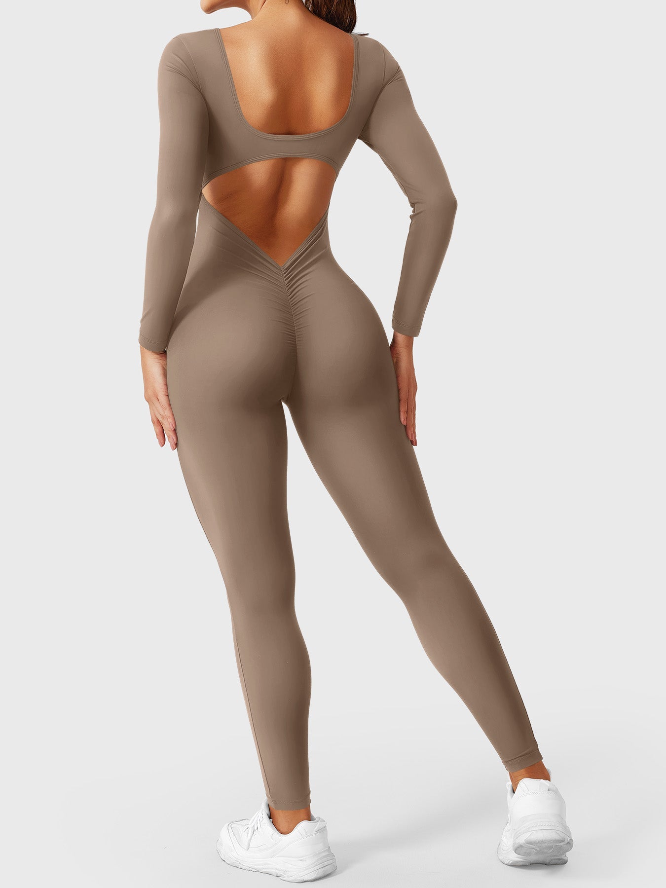 Yeoreo Lizvette V-Back Long Sleeves Jumpsuit