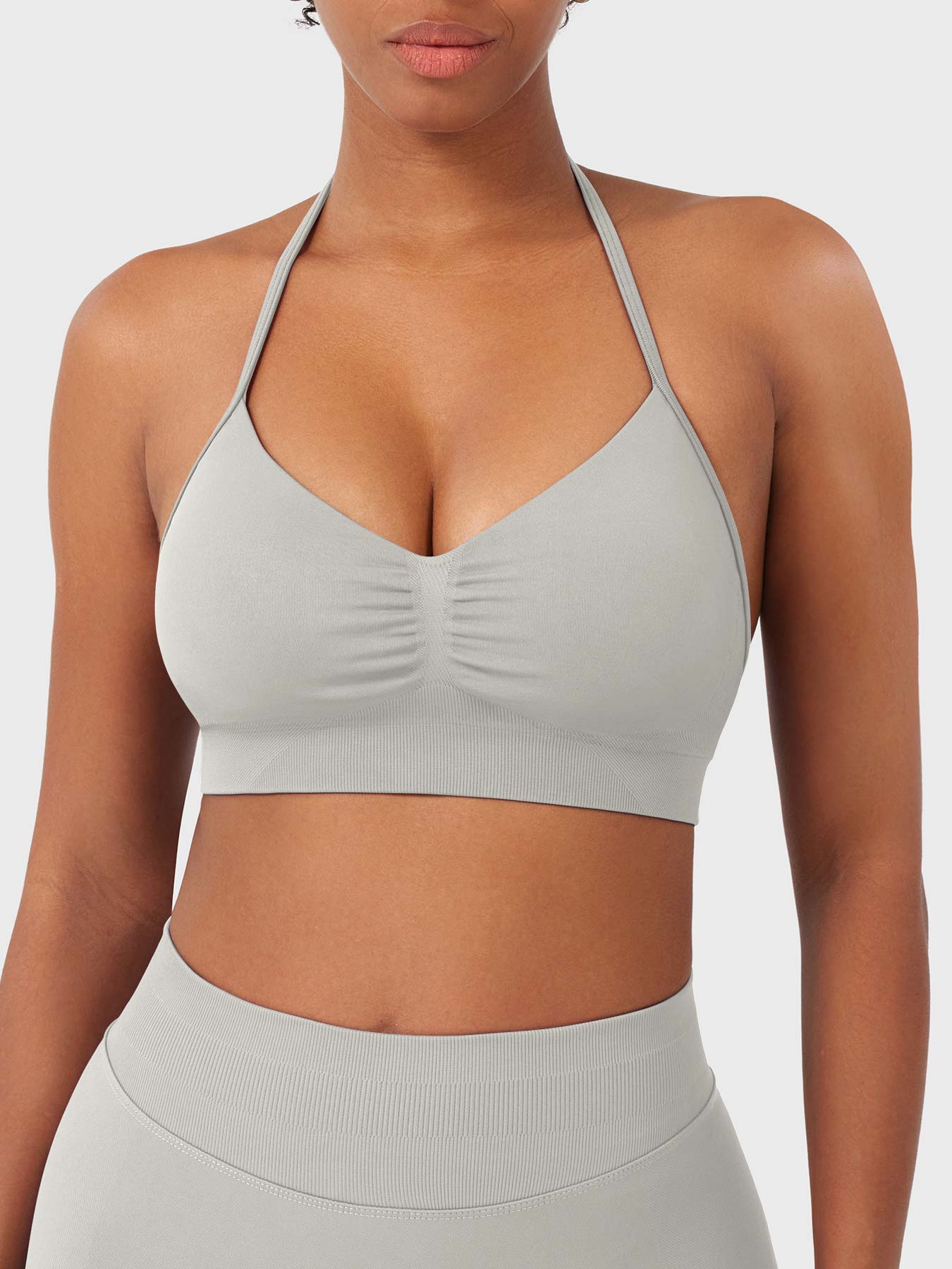 Yeoreo Vanie SoftHue™ Halter Sports Bra