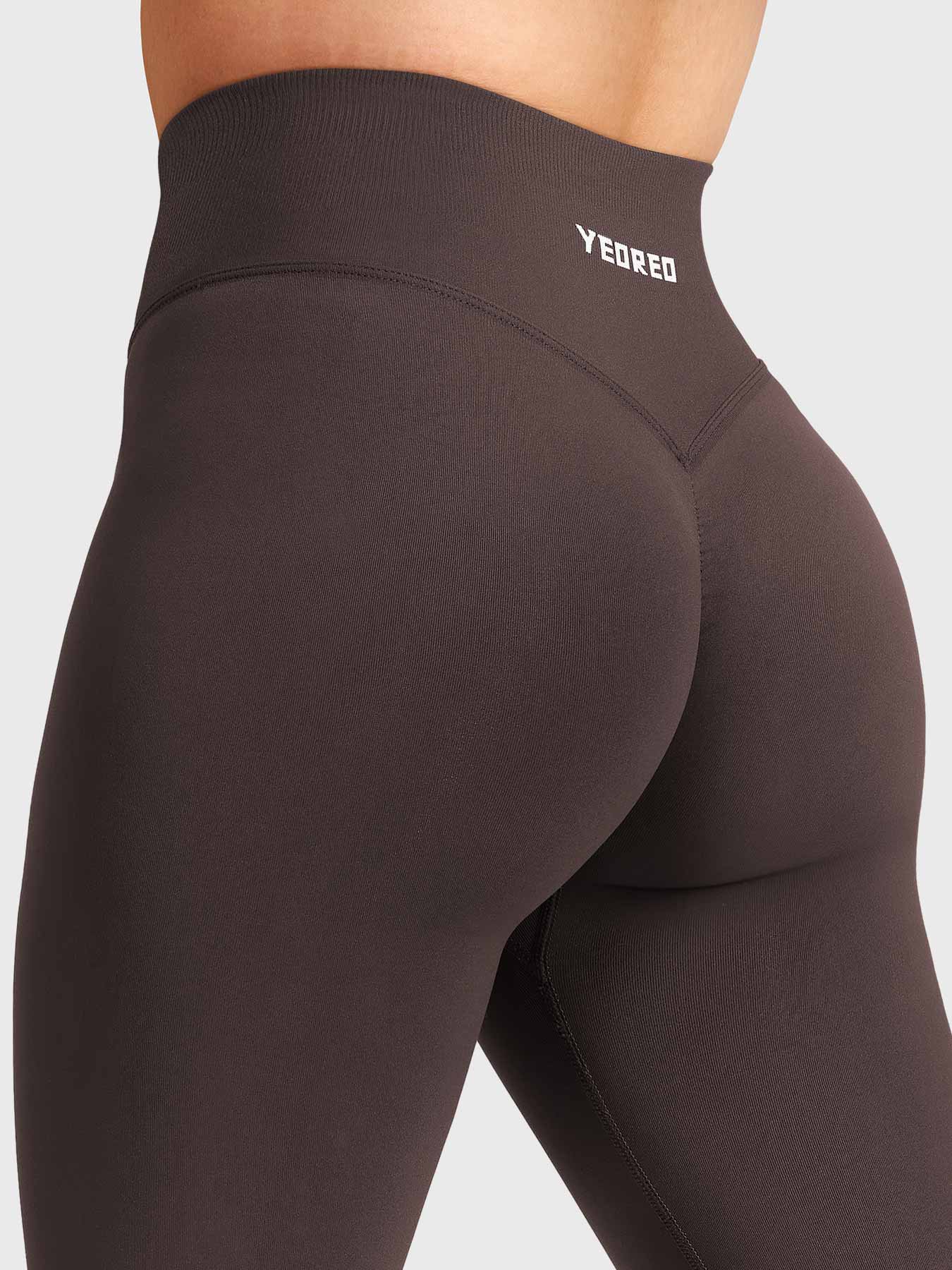 Yeoreo Brinklie Mini Flare Leggings