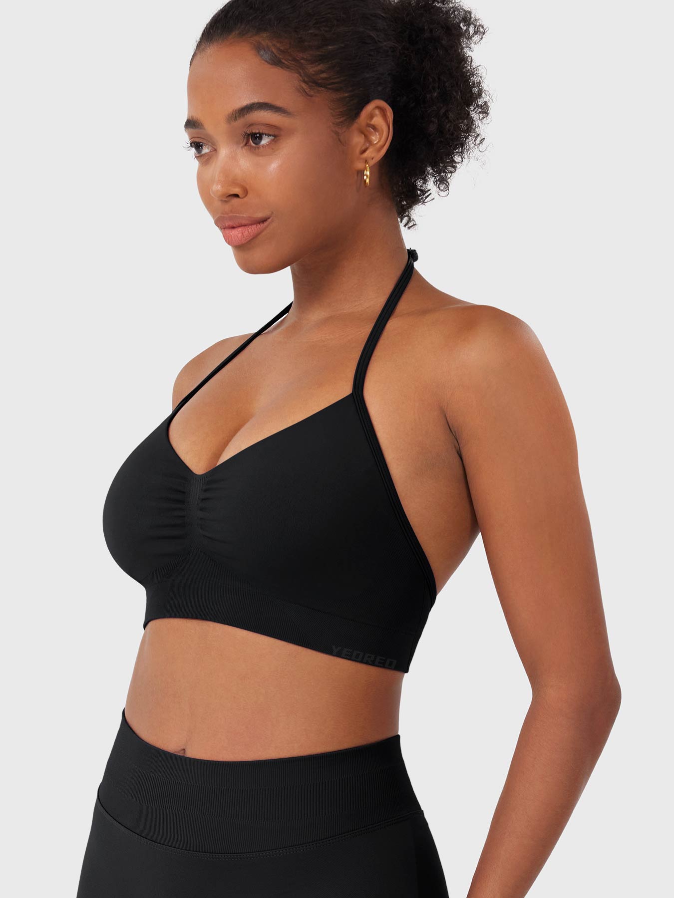 Yeoreo Vanie SoftHue™ Halter Sports Bra
