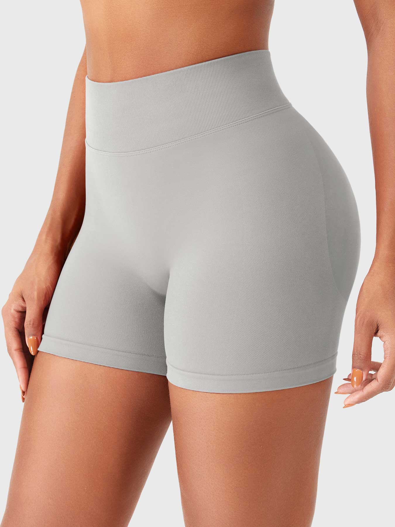 Yeoreo Graciy SoftHue™ V-Back Shorts