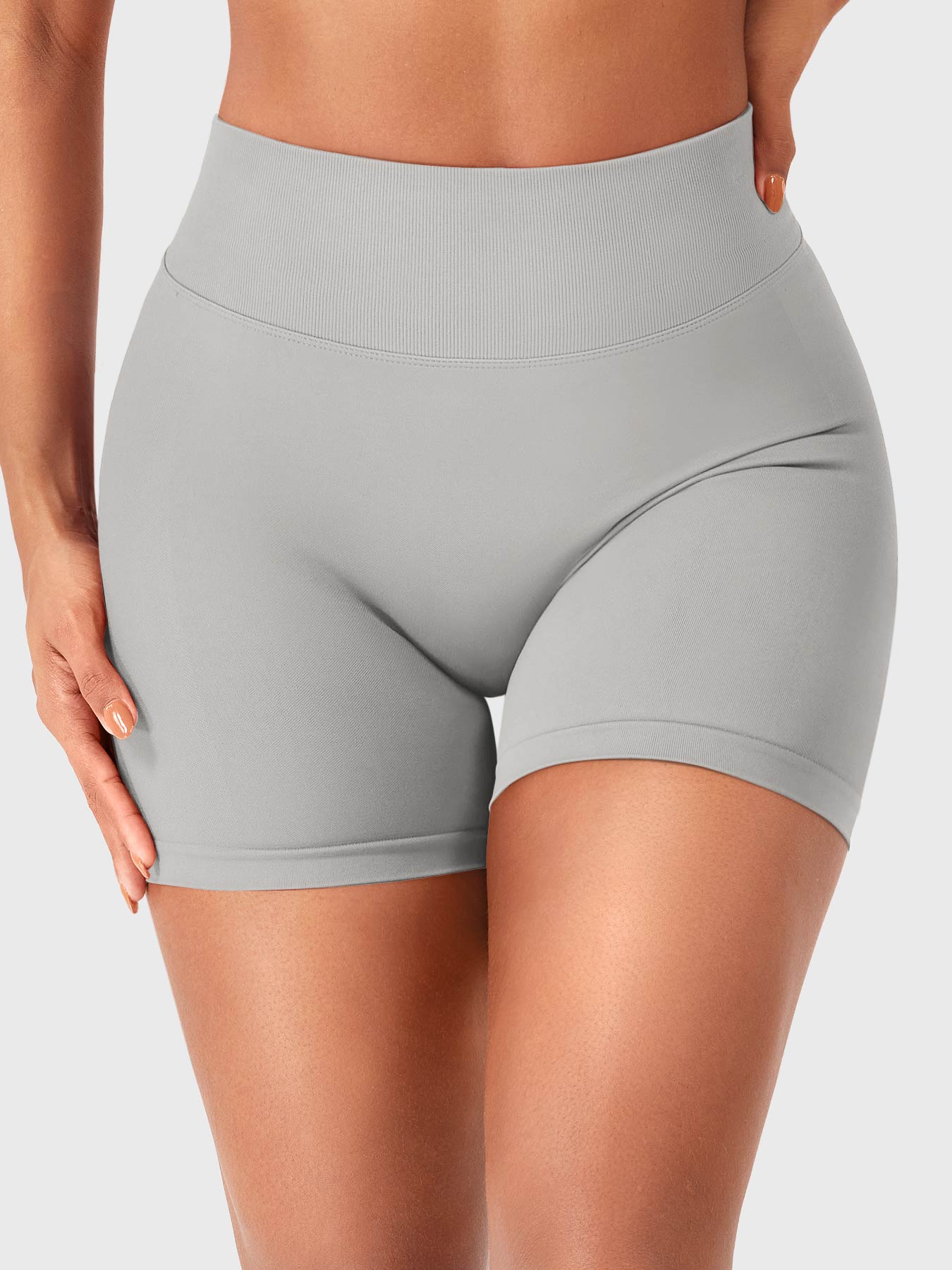 Yeoreo Graciy SoftHue™ V-Back Shorts