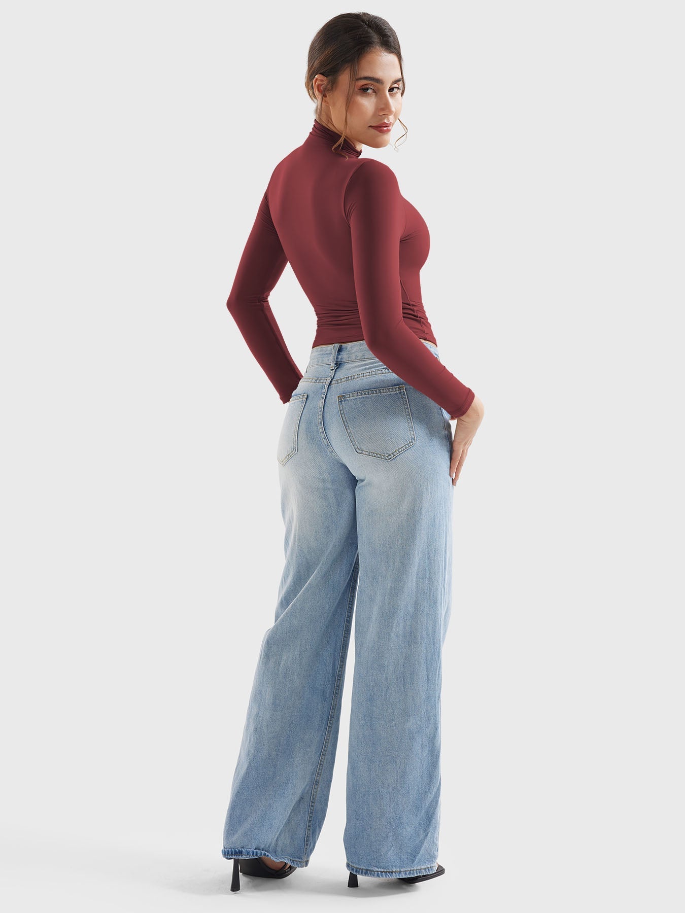 Yeoreo Sariah Turtleneck Long Sleeve Shirt