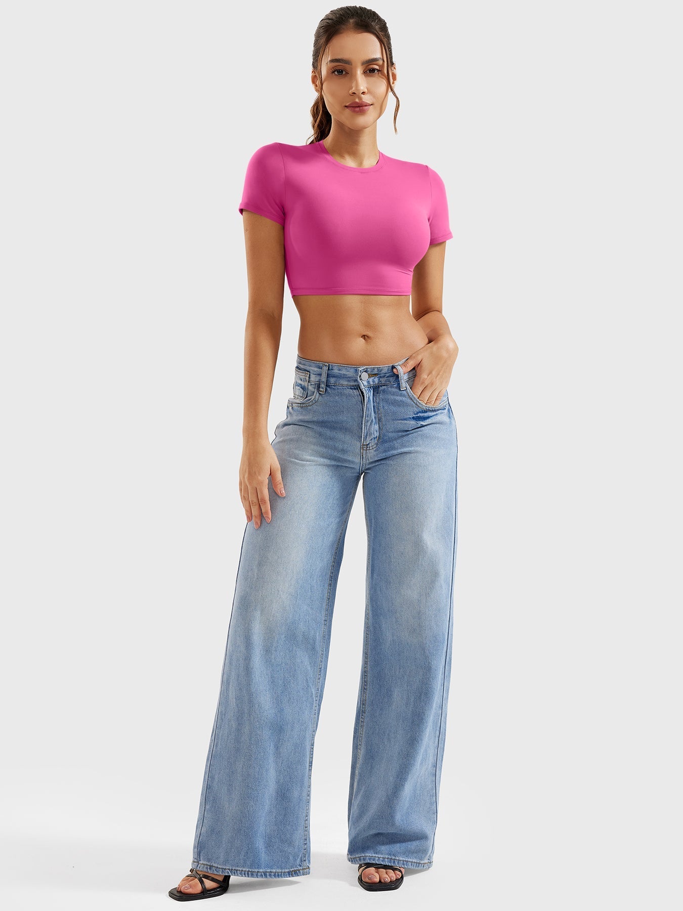Yeoreo Colin Short Sleeves Crop Top