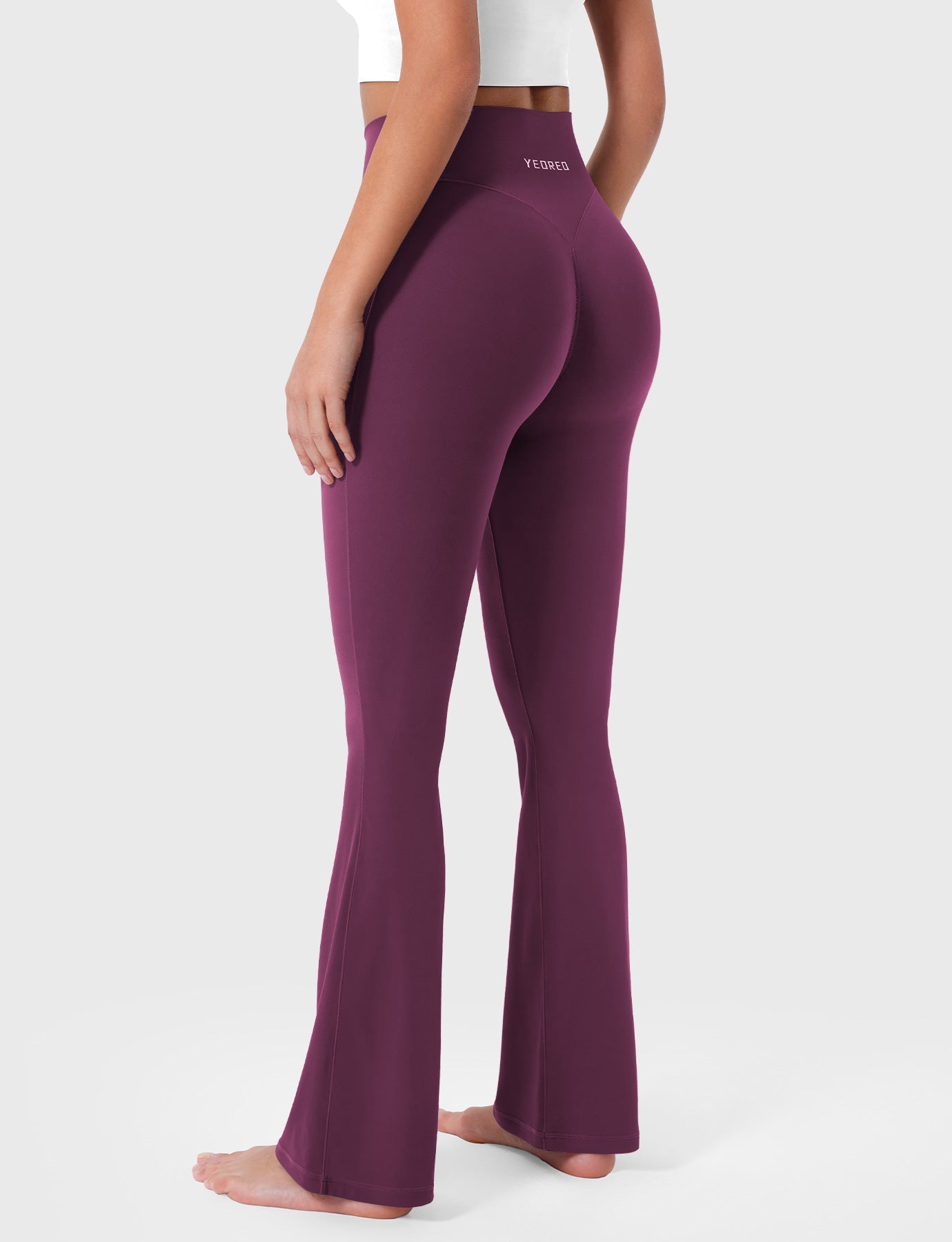 Yeoreo Bessli 30" Mini Legging légèrement évasé