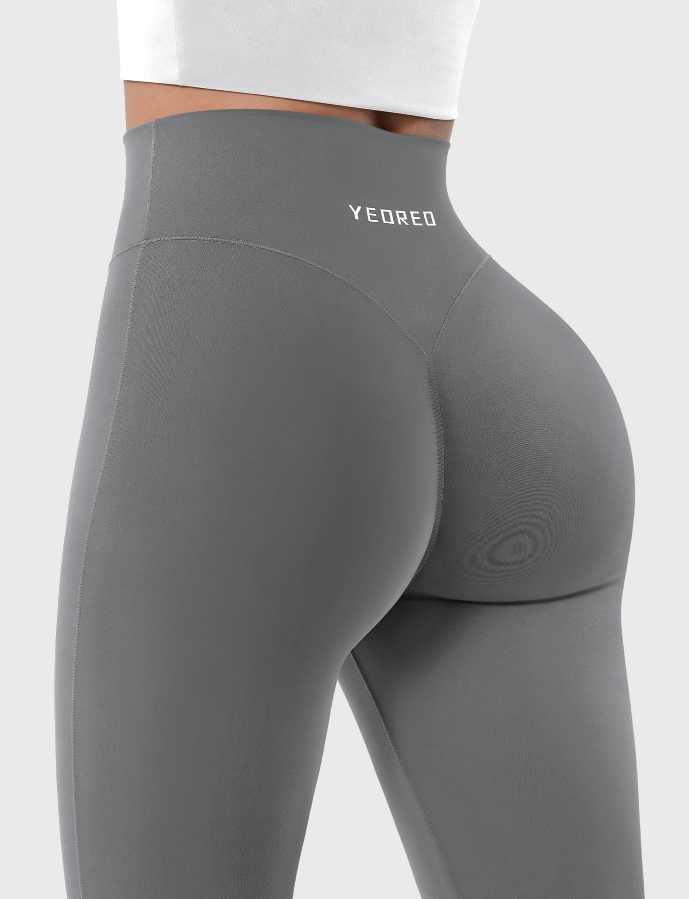 Yeoreo Bessli 30" Mini Legging légèrement évasé