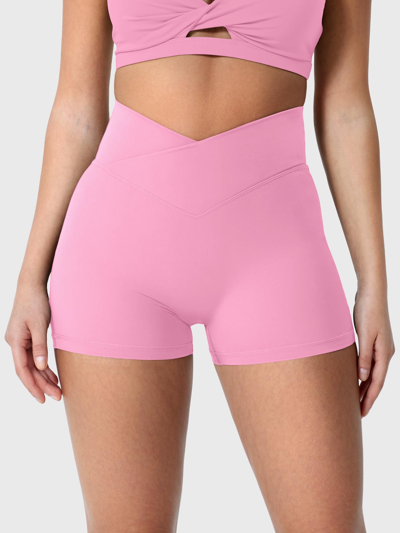 Yeoreo Charm CoreFlex™ V-Waistband 3.6" Shorts
