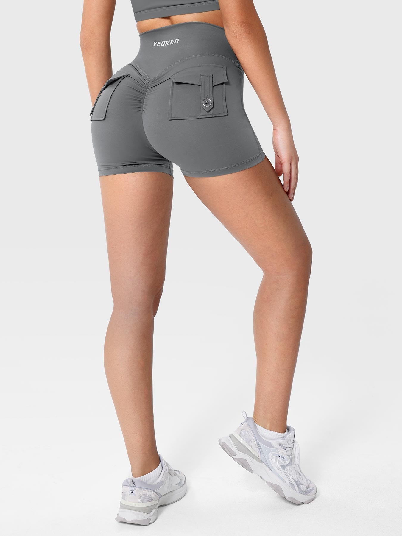 Yeoreo Charm CoreFlex™ V-Waistband 3.6" Shorts